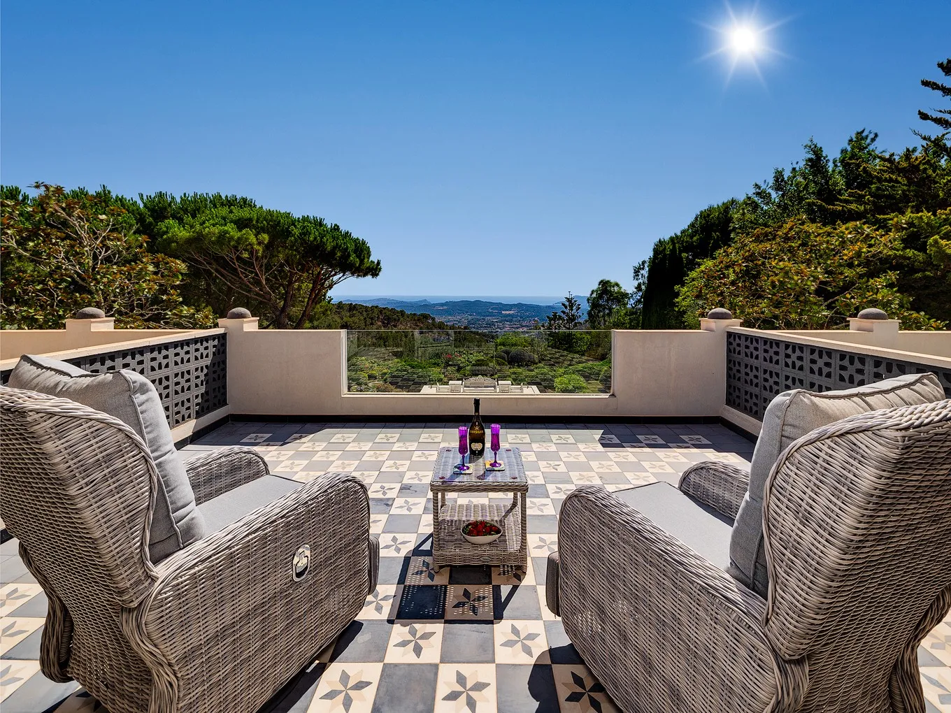 Fantastic property with sea views in Son Font-14