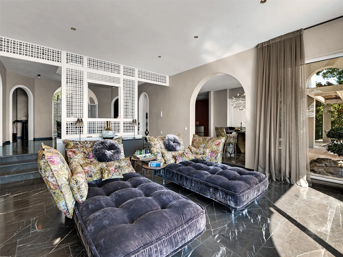 Fantastic property with sea views in Son Font-6