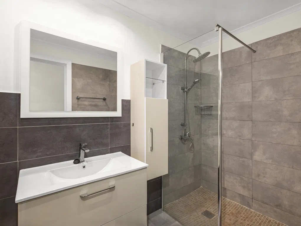 Bright Renovated Apartment with Marina Views in Son Armadams-12