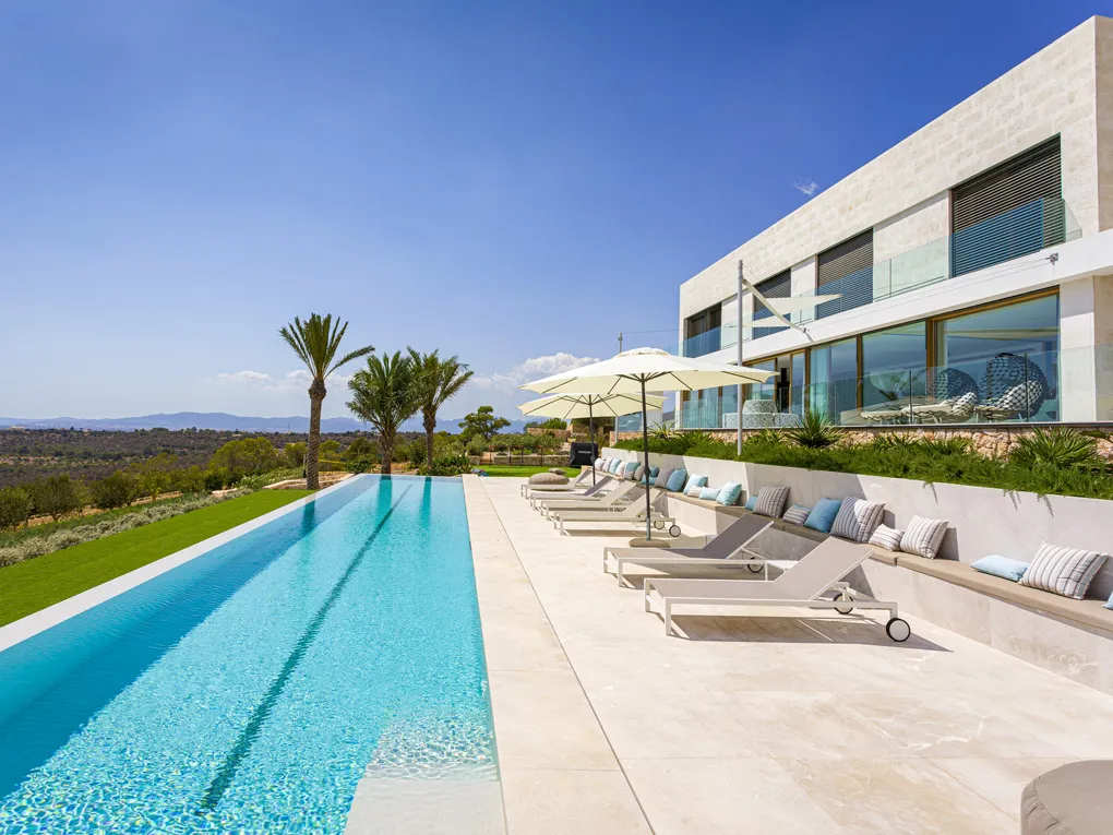 Luxusvilla mit atemberaubendem Meerblick nahe Palma-14