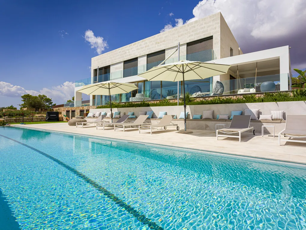 Luxusvilla mit atemberaubendem Meerblick nahe Palma-15