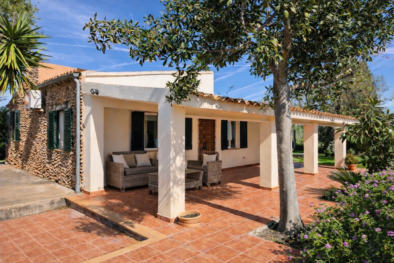 Finca dans un endroit calme avec jardin près de Santa Maria-13