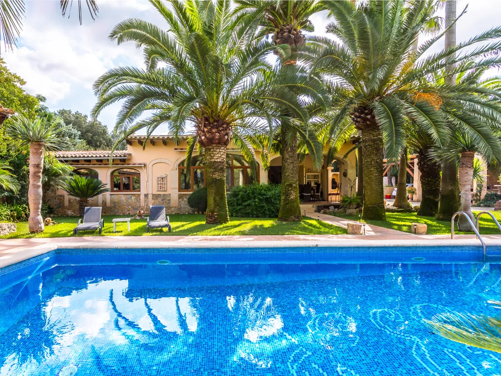 Finca amb impressionant jardí i piscina als afores de Sencelles-2