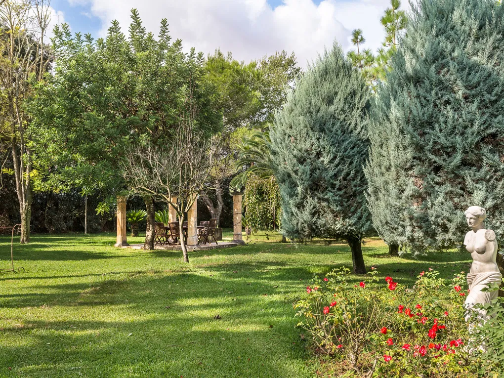 Finca amb impressionant jardí i piscina als afores de Sencelles-20