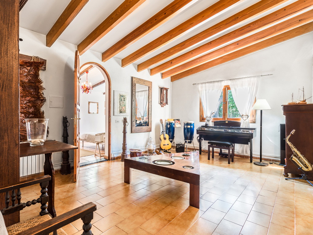 Country house with outstanding garden and pool-7