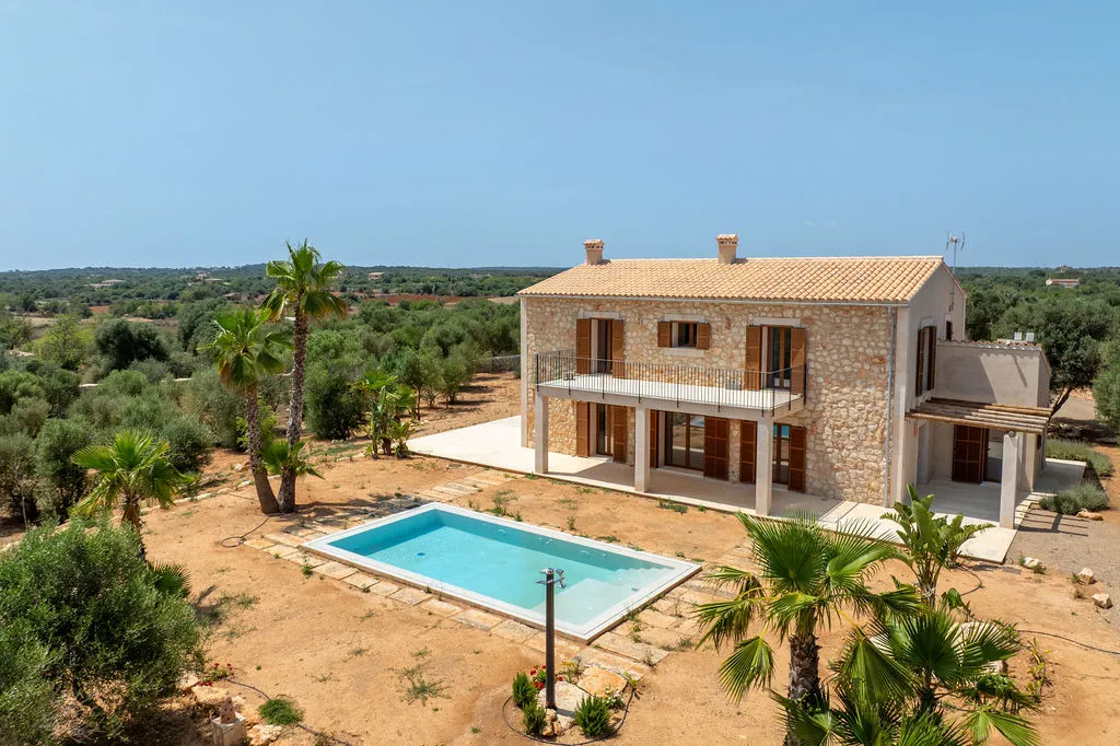 Stilfuld ny finca nær portene til Santanyi-1