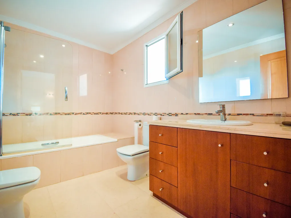 Huis met vakantieverhuur vergunning in Cala Pi-12