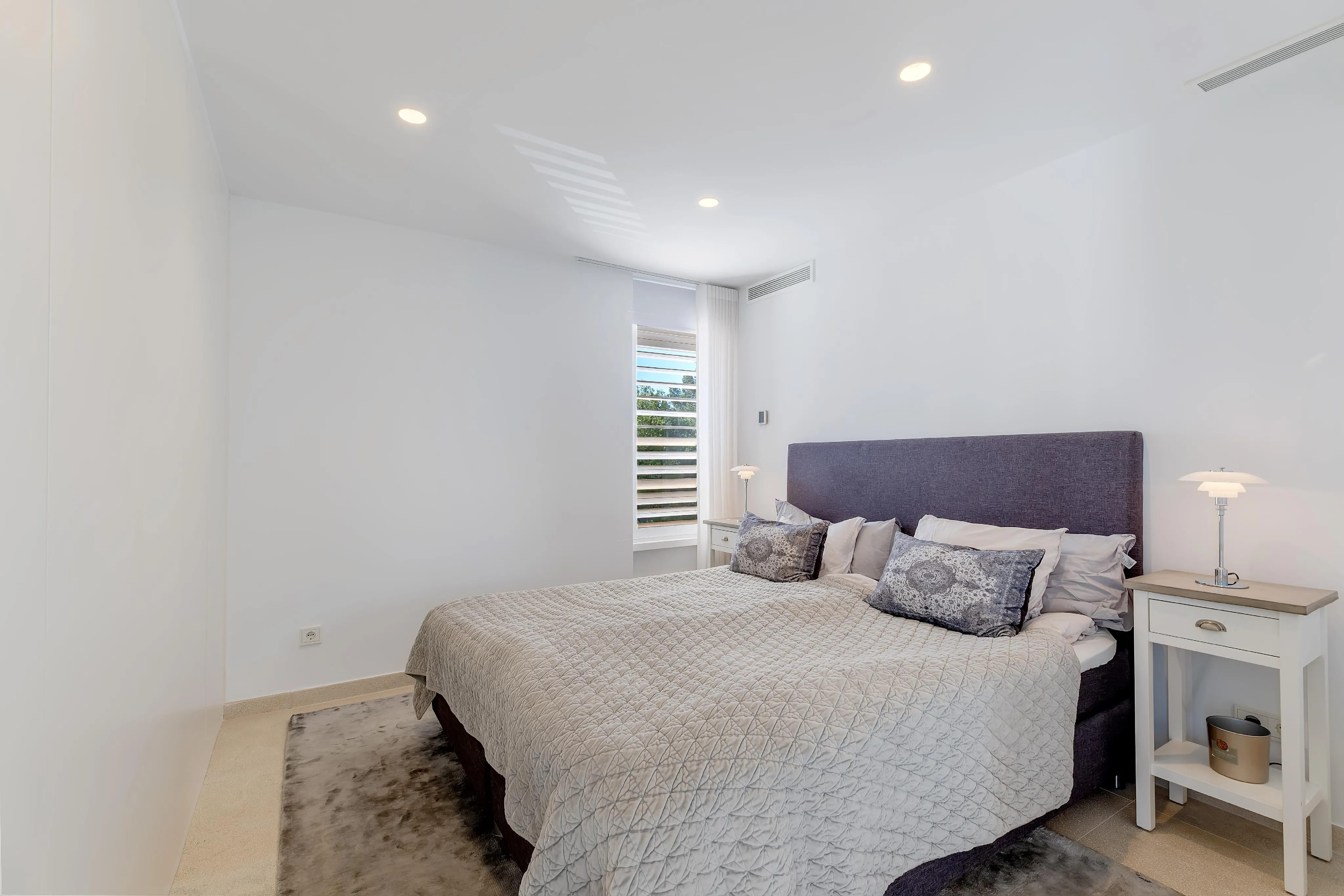 Exceptional penthouse with breathtaking sea views in Illetas-11