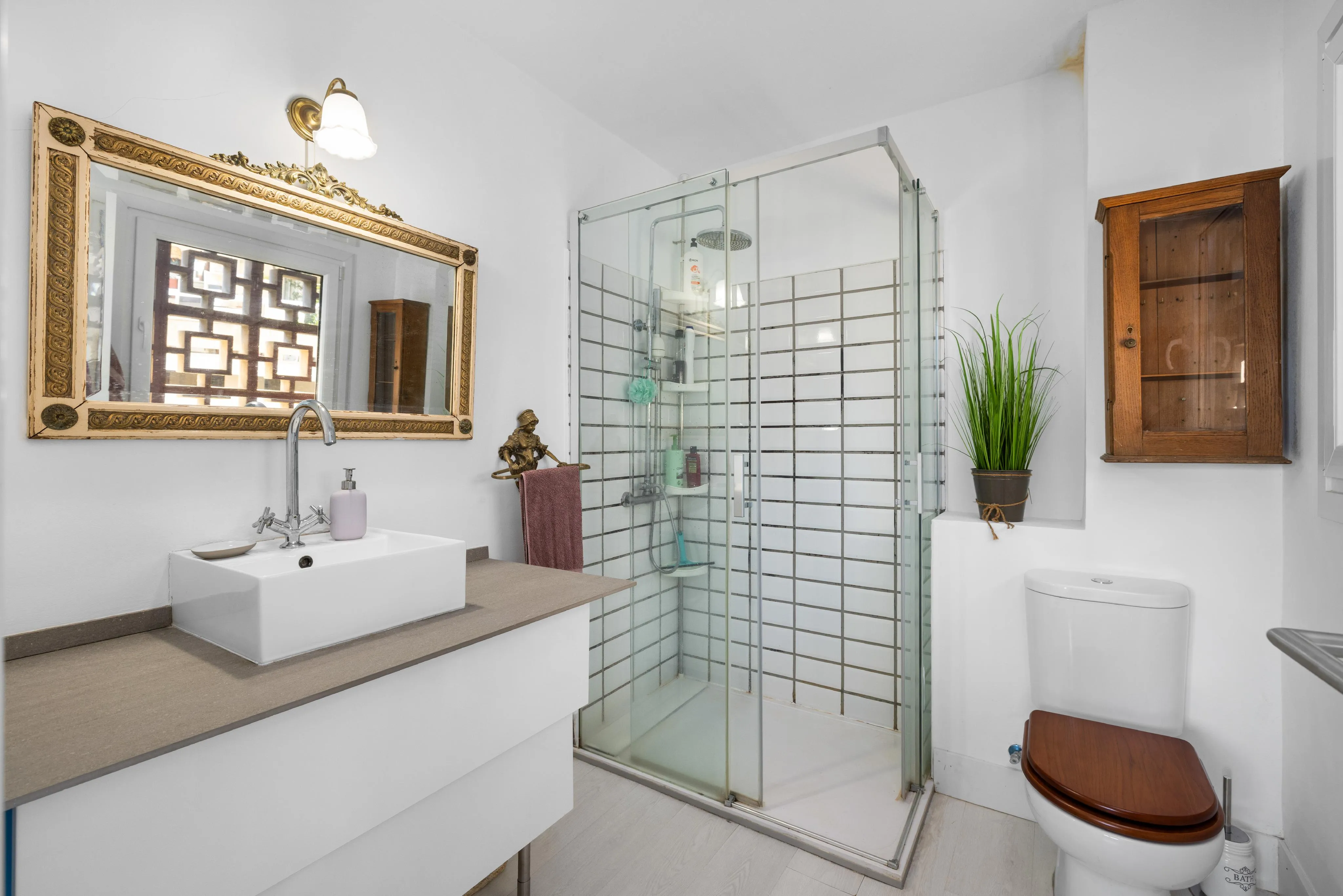 Appartement élégant et lumineux avec terrasse à Son Armadams-8