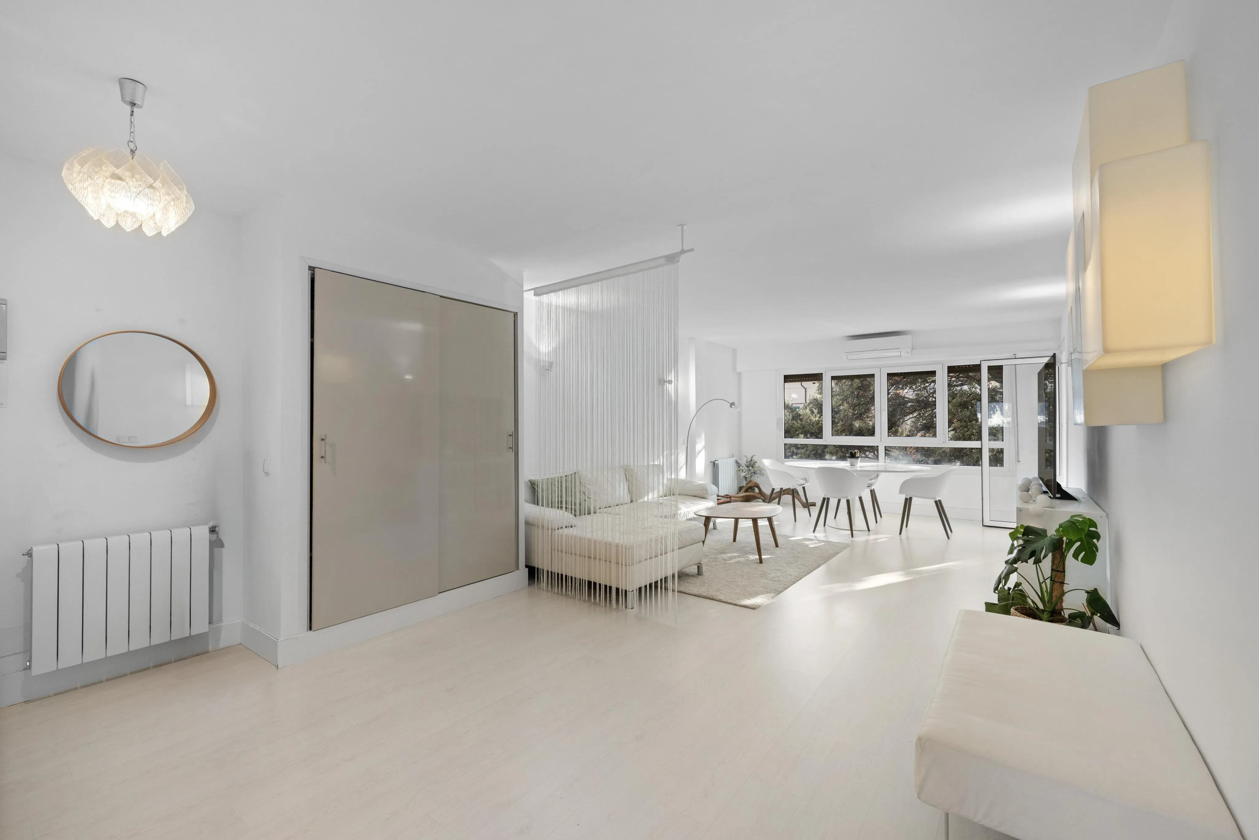 Appartement élégant et lumineux avec terrasse à Son Armadams-2