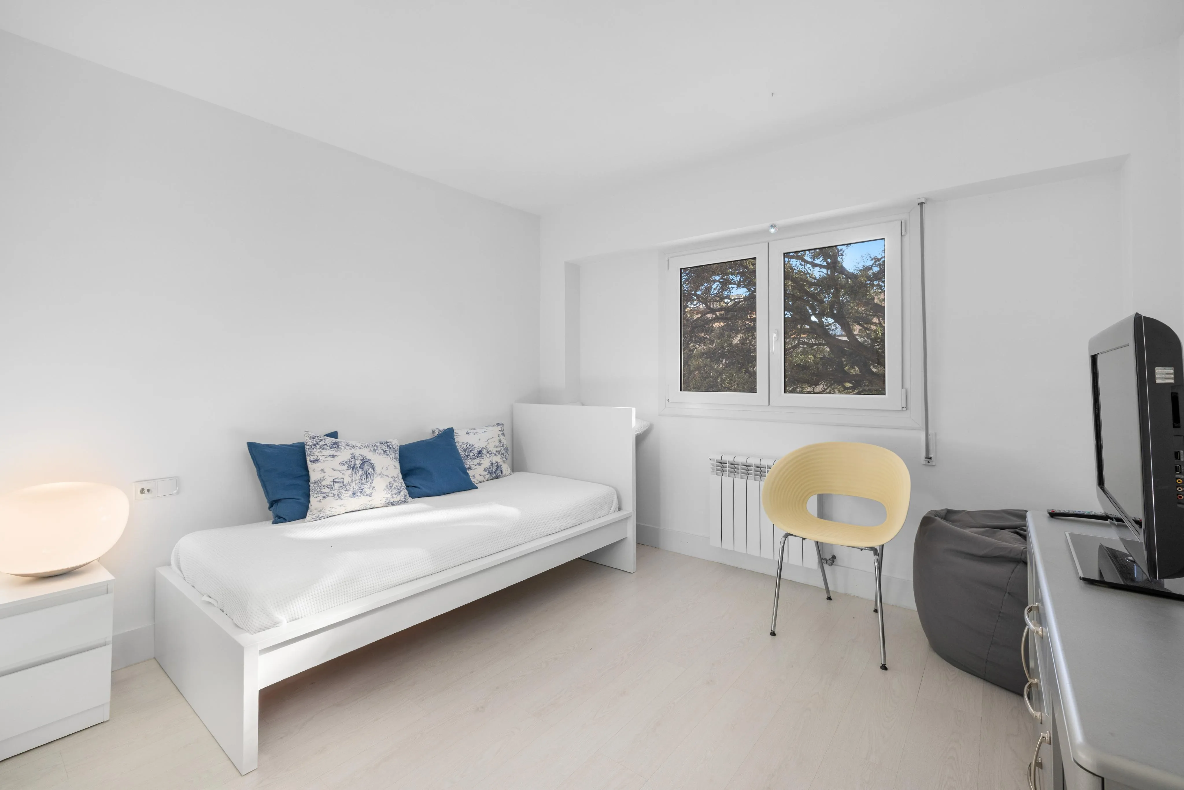 Elegant en licht appartement met terras in Son Armadams-11