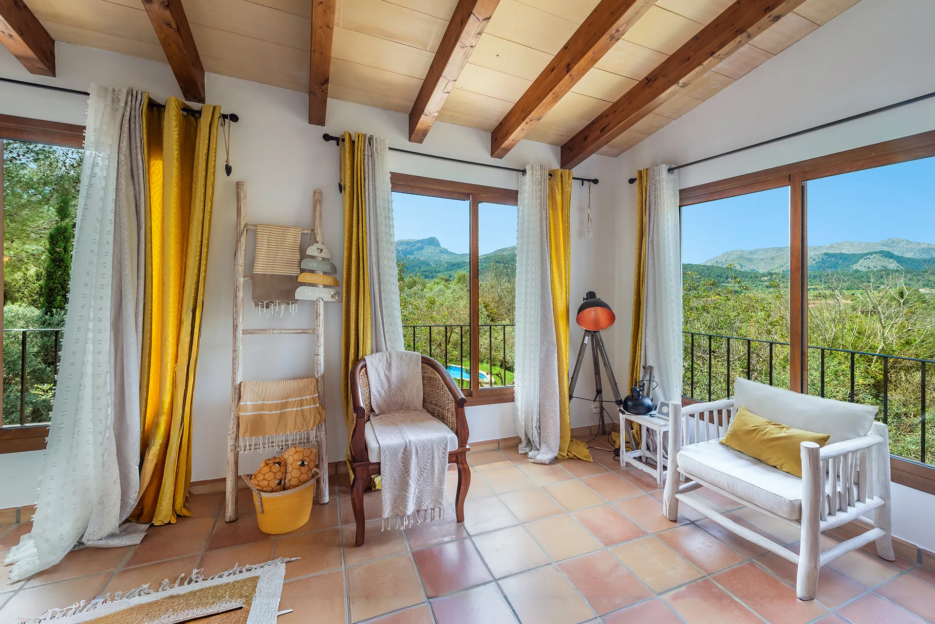 Beautiful country house with rental license on the edge of Pollensa-21