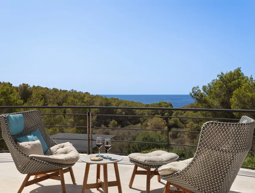 Villa de vacaciones en Cap Falcó: a pocos pasos de la playa con impresionantes vistas al mar-2