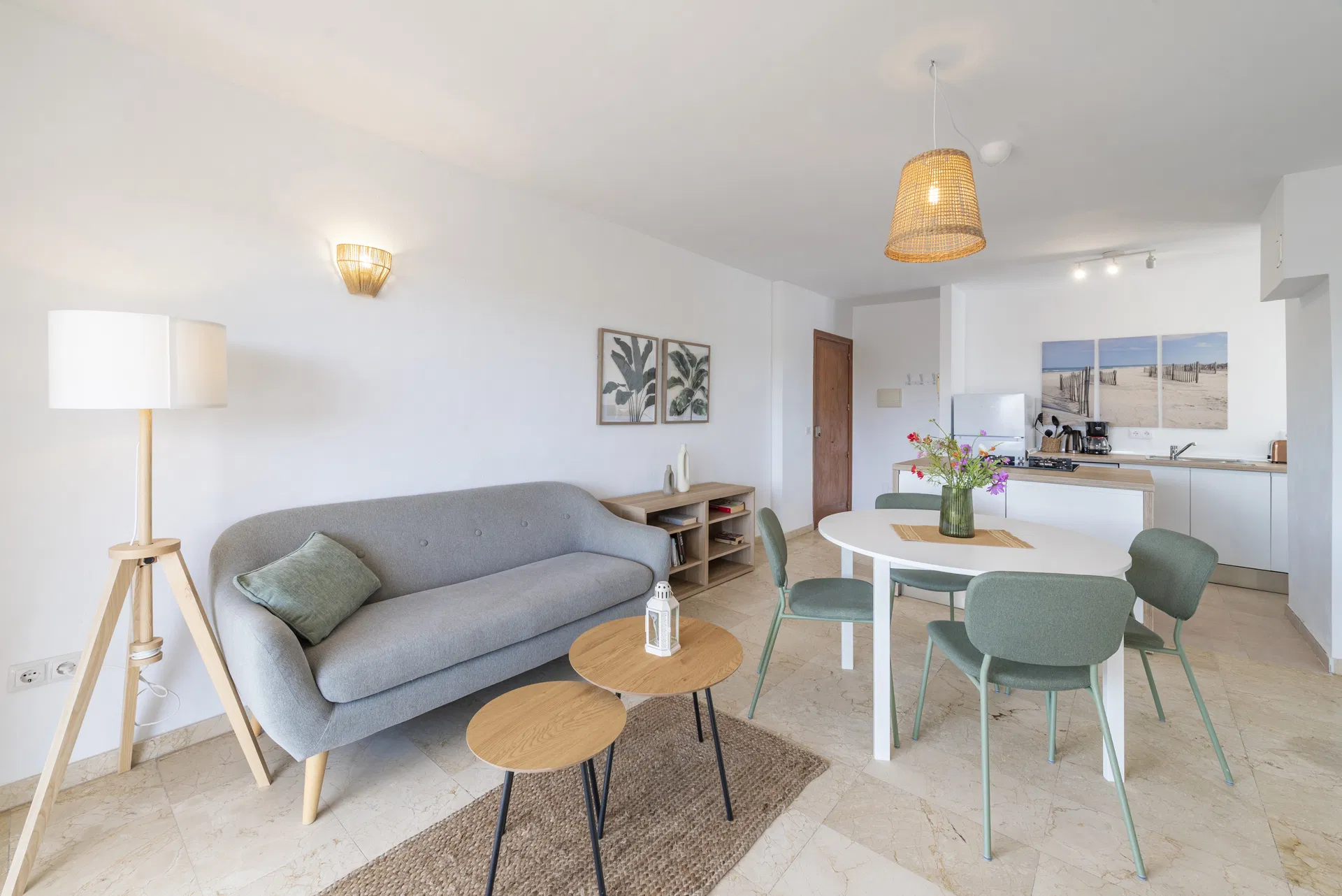 Apartamento con vistas al mar a solo 200m de la playa en Puerto Alcudia-2