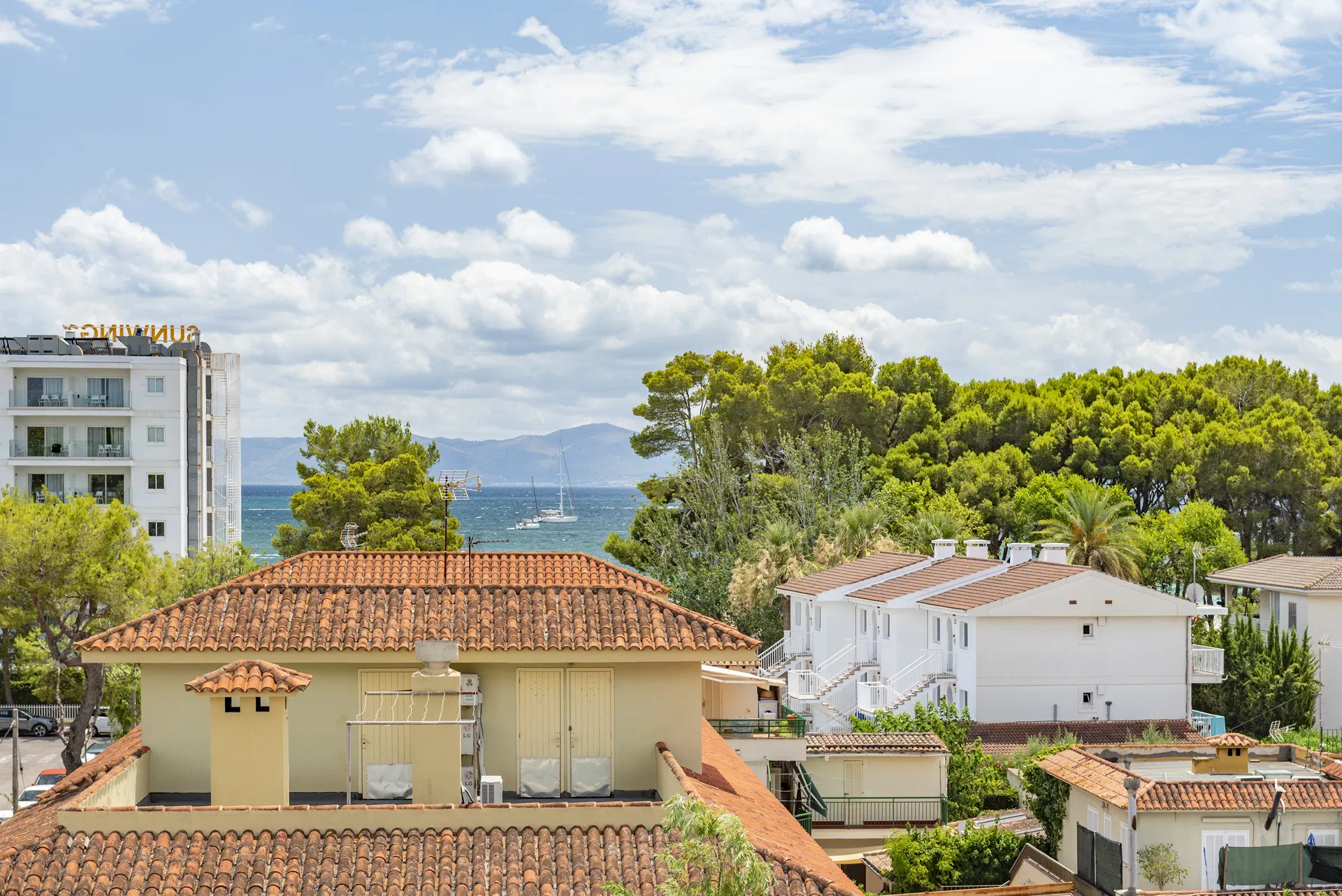 Apartamento con vistas al mar a solo 200m de la playa en Puerto Alcudia-7