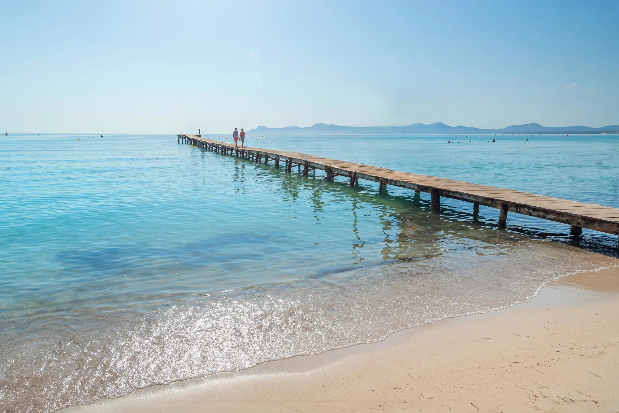 Apartamento con vistas al mar a solo 200m de la playa en Puerto Alcudia-3