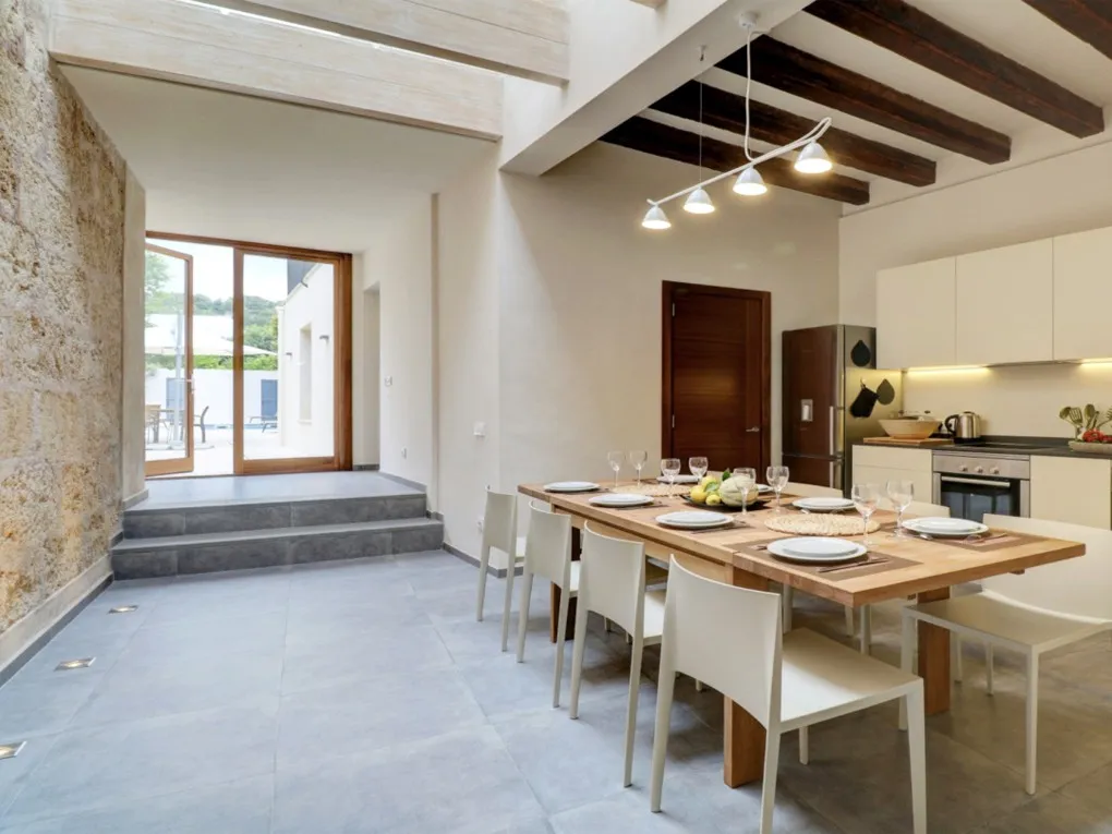 Charming townhouse with holiday rental license in Pollensa-5