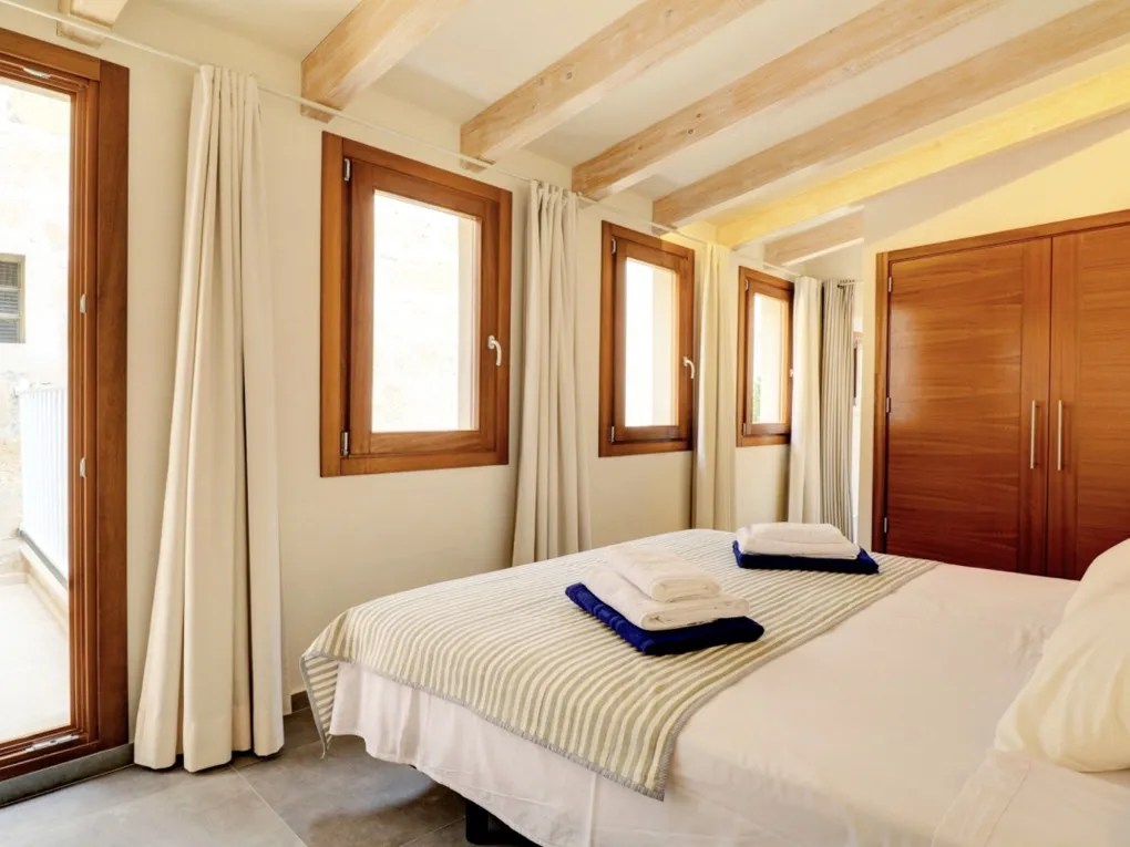 Charming townhouse with holiday rental license in Pollensa-12