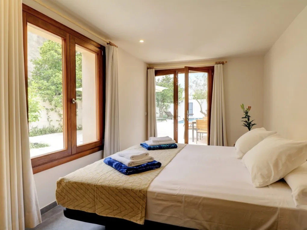 Charming townhouse with holiday rental license in Pollensa-14