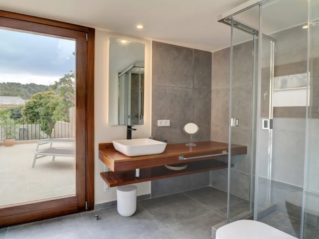 Charming townhouse with holiday rental license in Pollensa-13