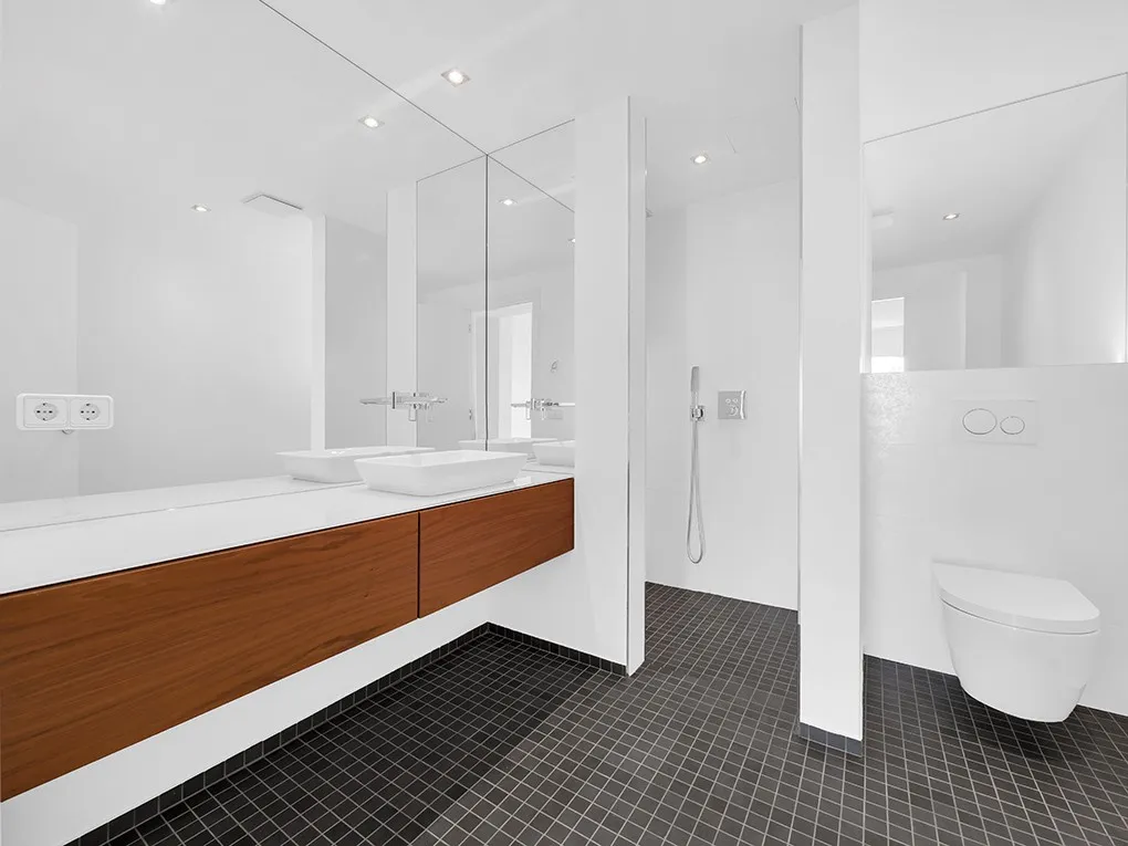 Exclusivo ático reformado con preciosas vistas-10