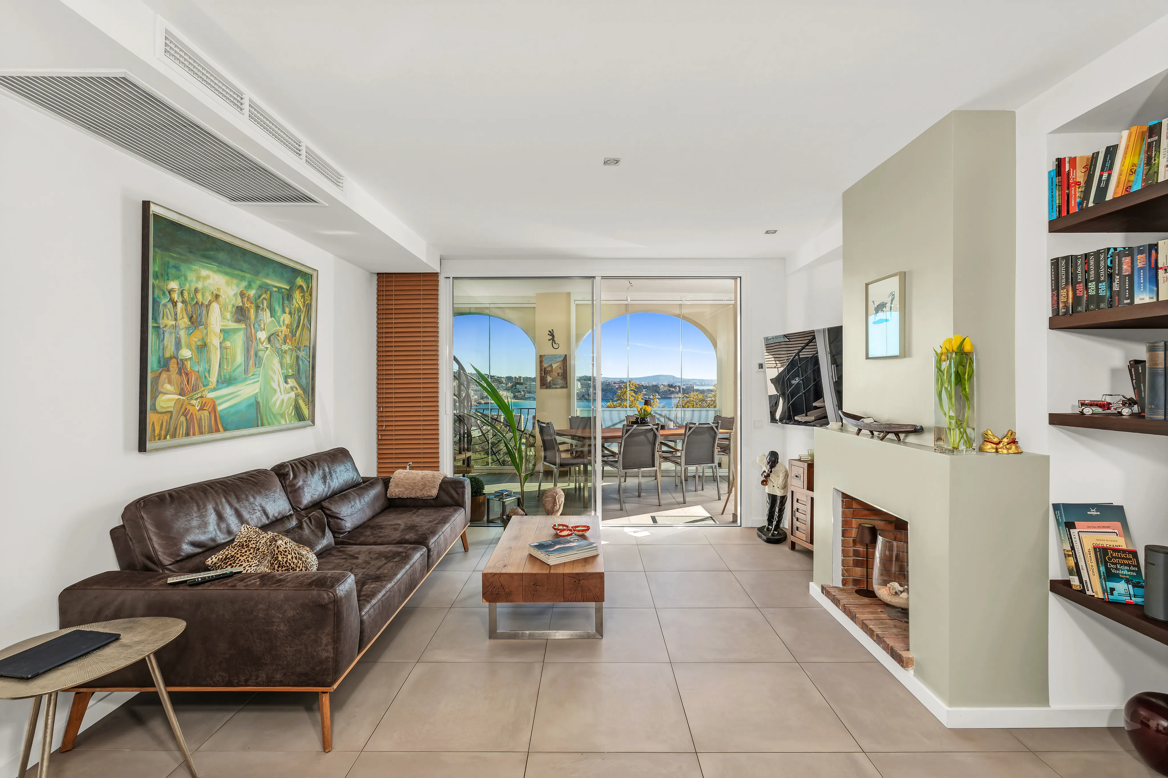 Exclusivo ático reformado con preciosas vistas-6