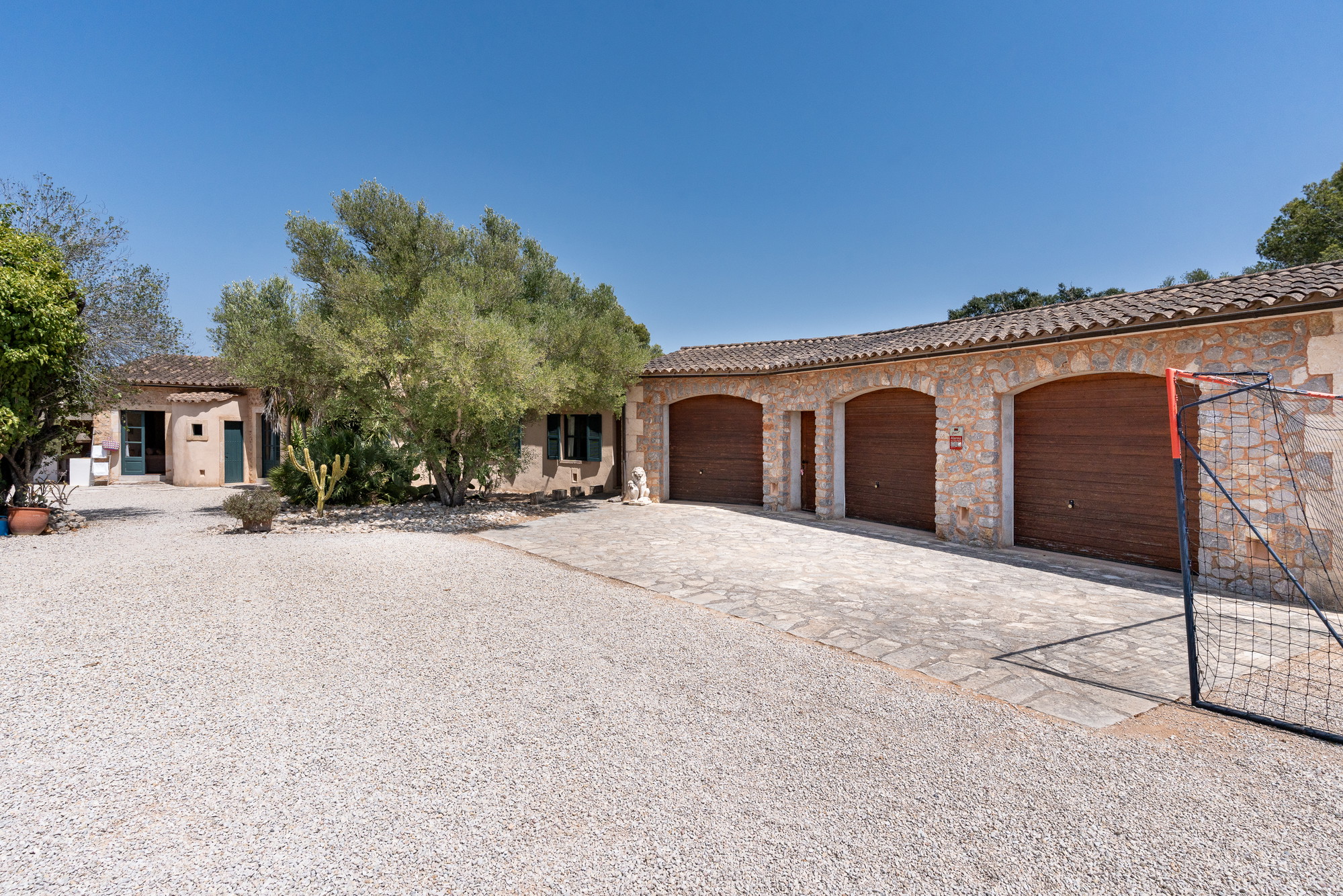 Finca with Guest Houses, Panoramic Views and Privacy-33