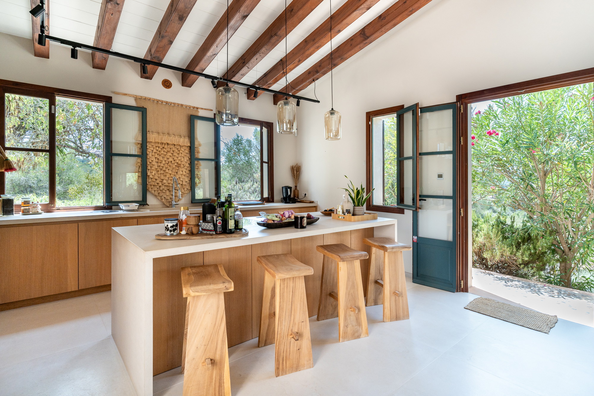 Finca with Guest Houses, Panoramic Views and Privacy-10
