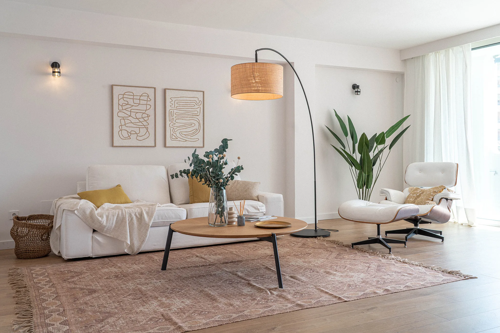 Renovated apartment with tennis views-3