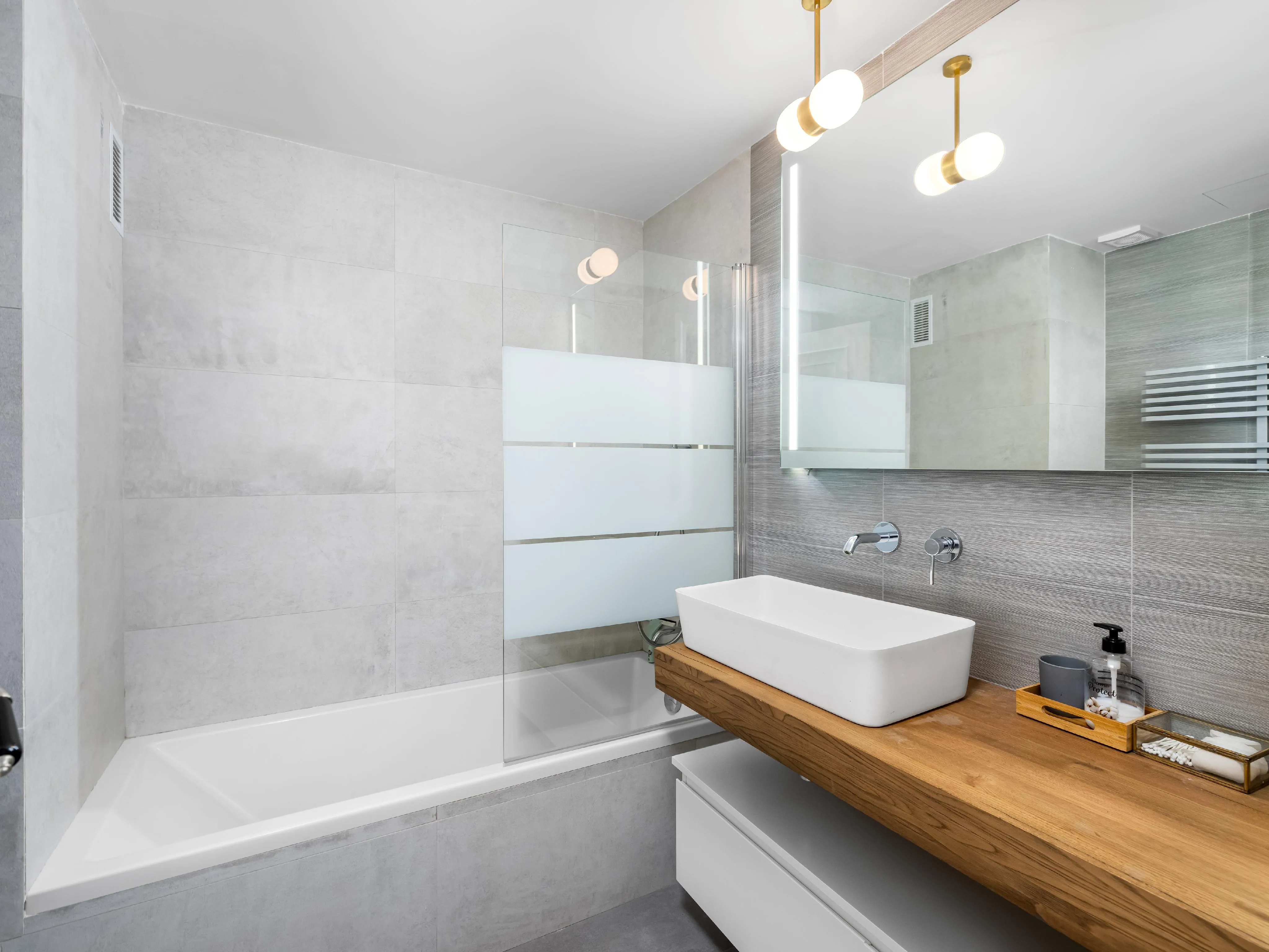 Renoverad lägenhet med stor terrass i el Terreno-10