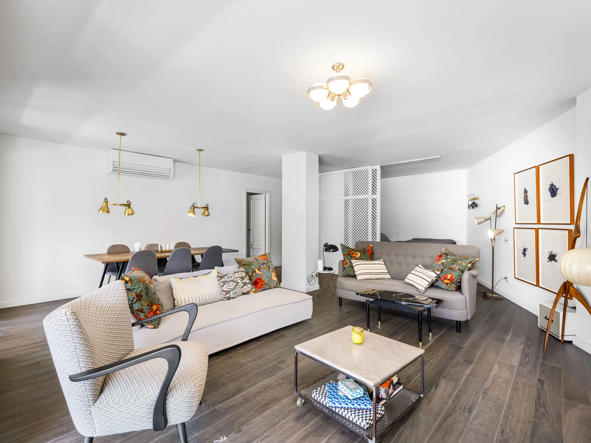 Apartament reformat amb gran terrassa al Terreny-3