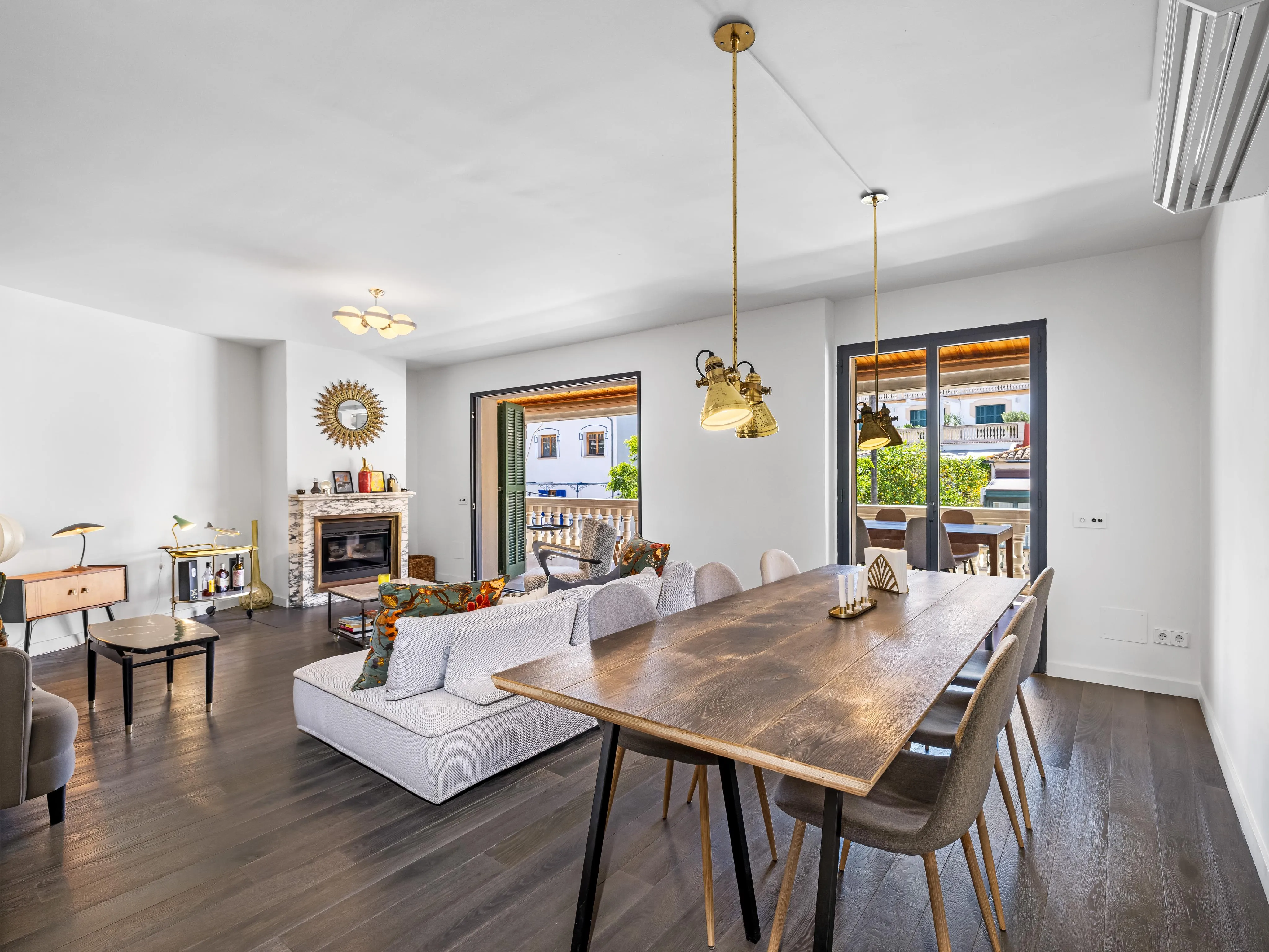 Renoverad lägenhet med stor terrass i el Terreno-3