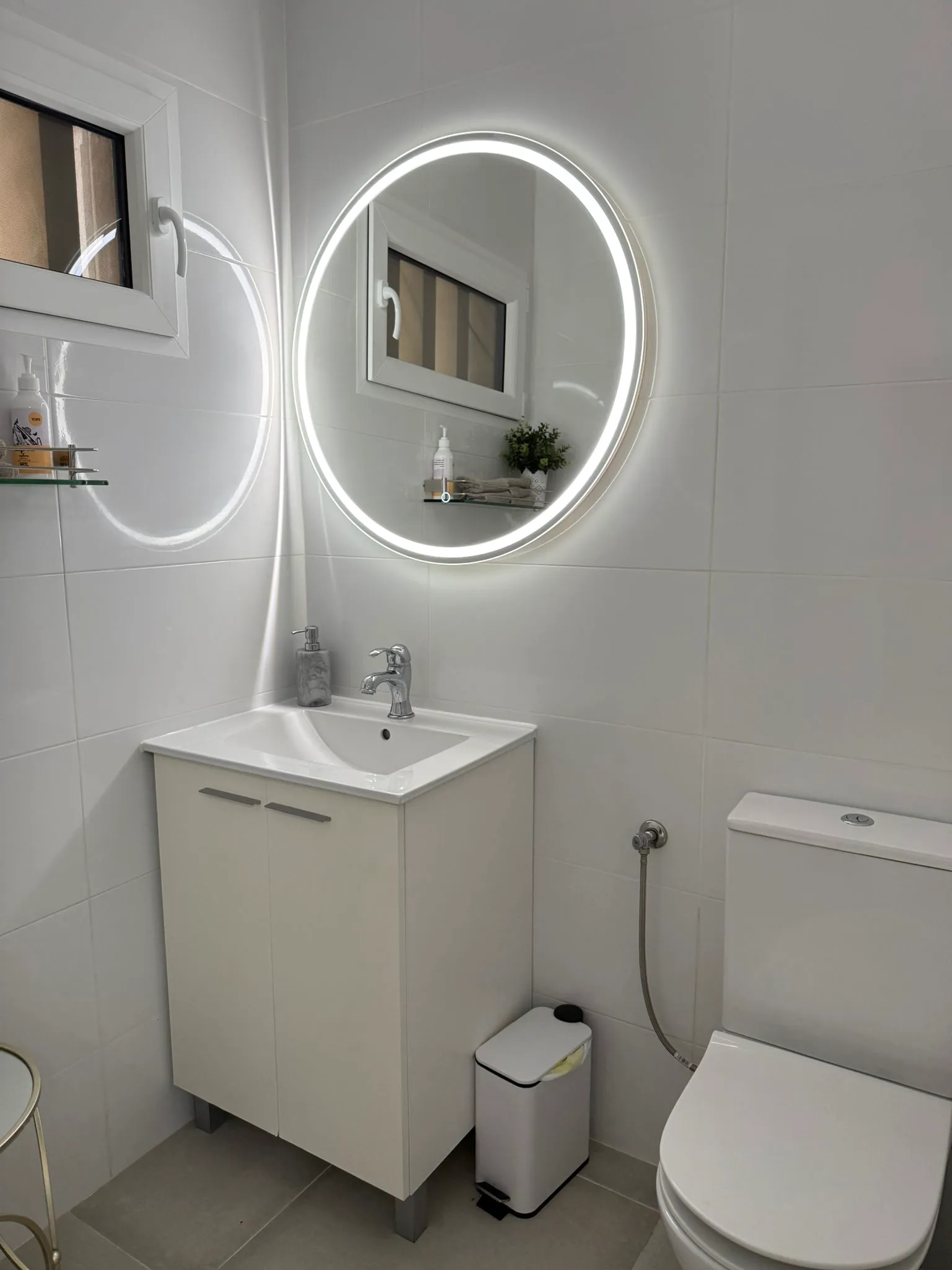 Villa op spectaculair perceel met toegang tot de zee-13