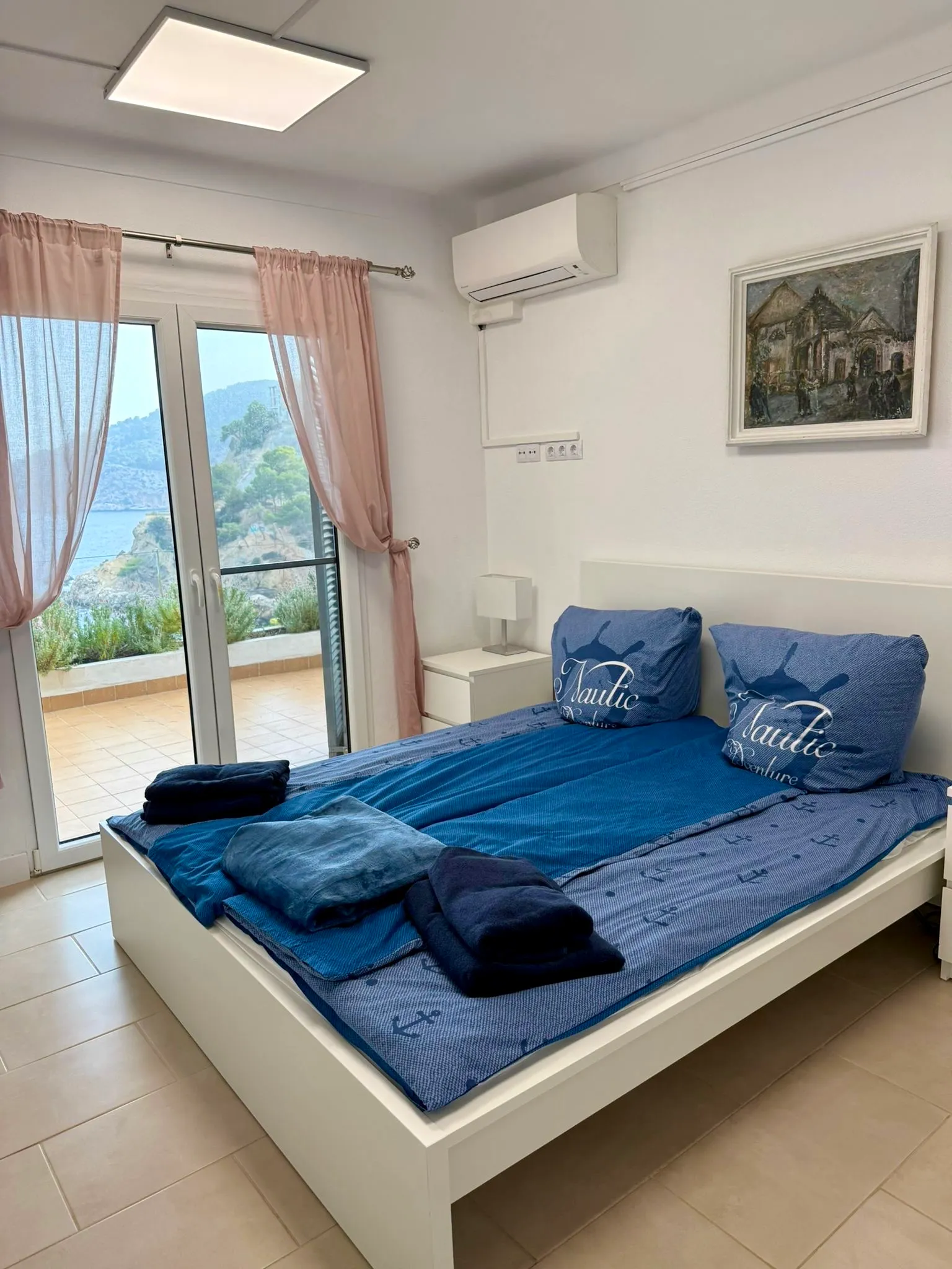 Villa på spektakulær grund med adgang til havet-11