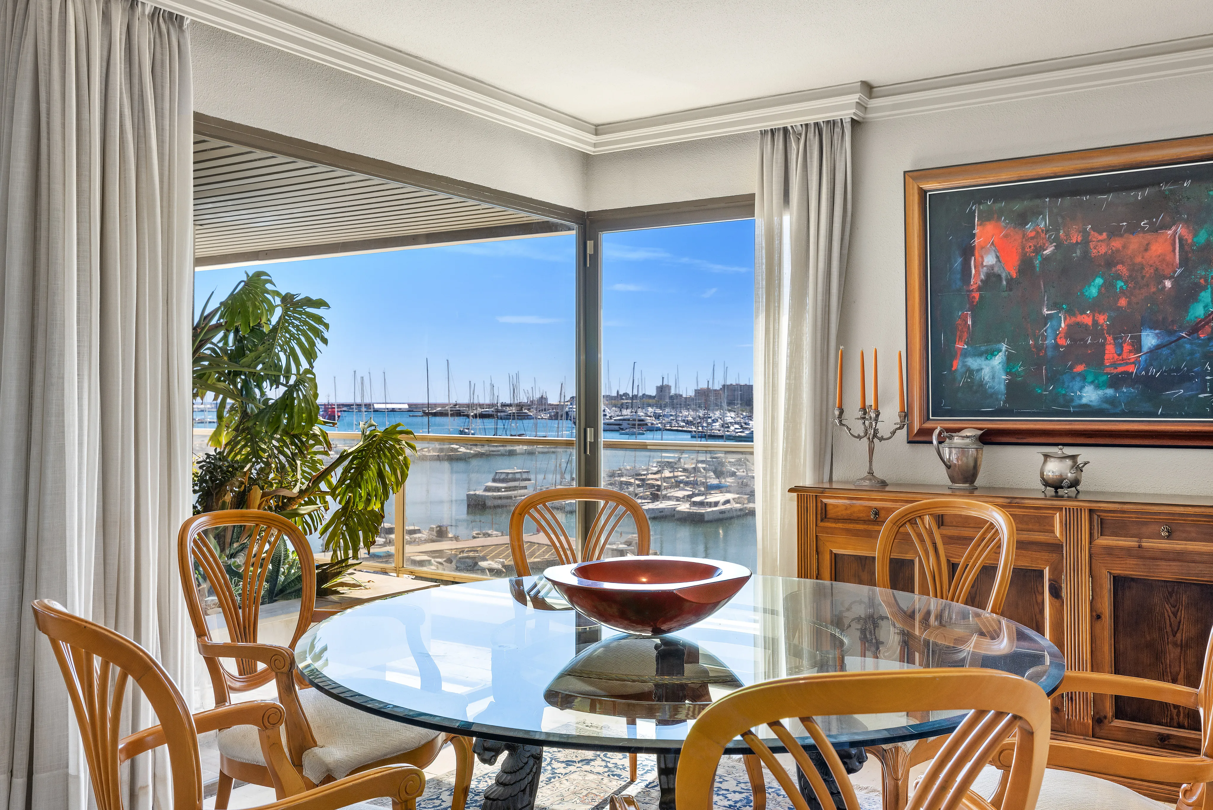 Роскошная резиденция с захватывающим видом на гавань-2