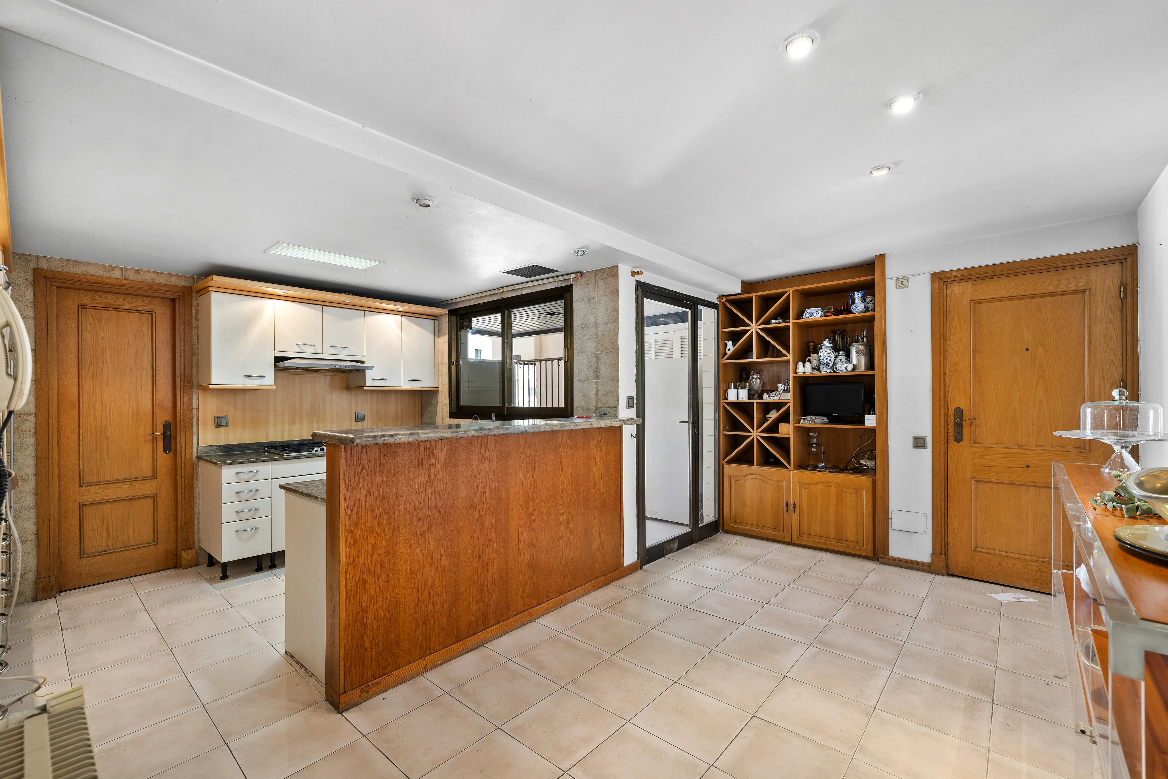 Роскошная резиденция с захватывающим видом на гавань-9