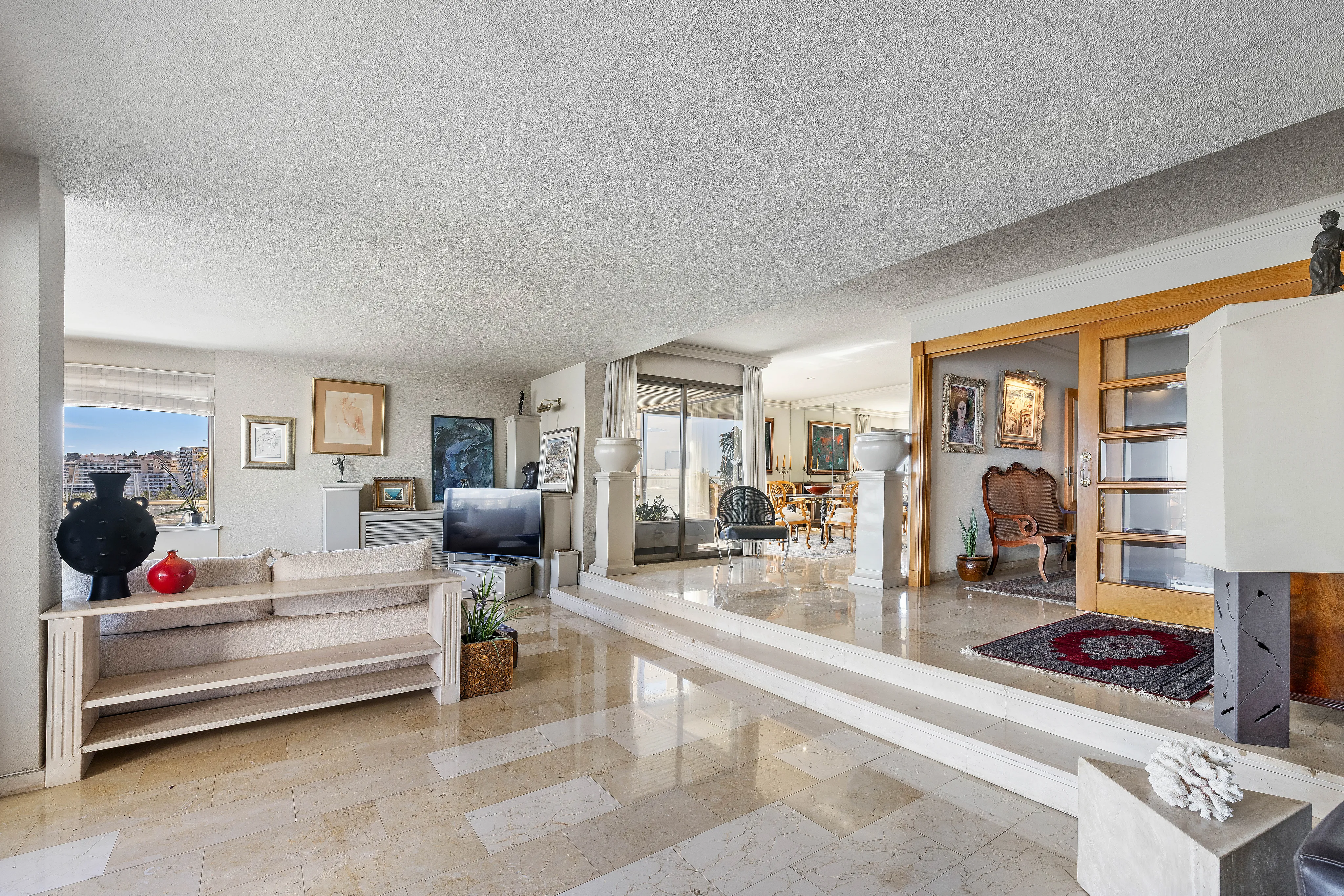 Роскошная резиденция с захватывающим видом на гавань-6