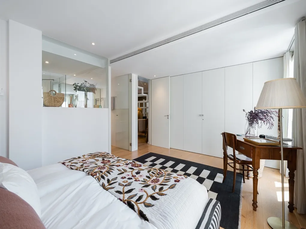 Dream duplex penthouse in Old Town palace with terrace and stunning views-11