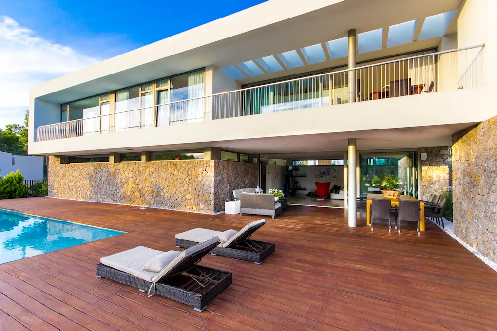 High quality designer villa near the beach-1