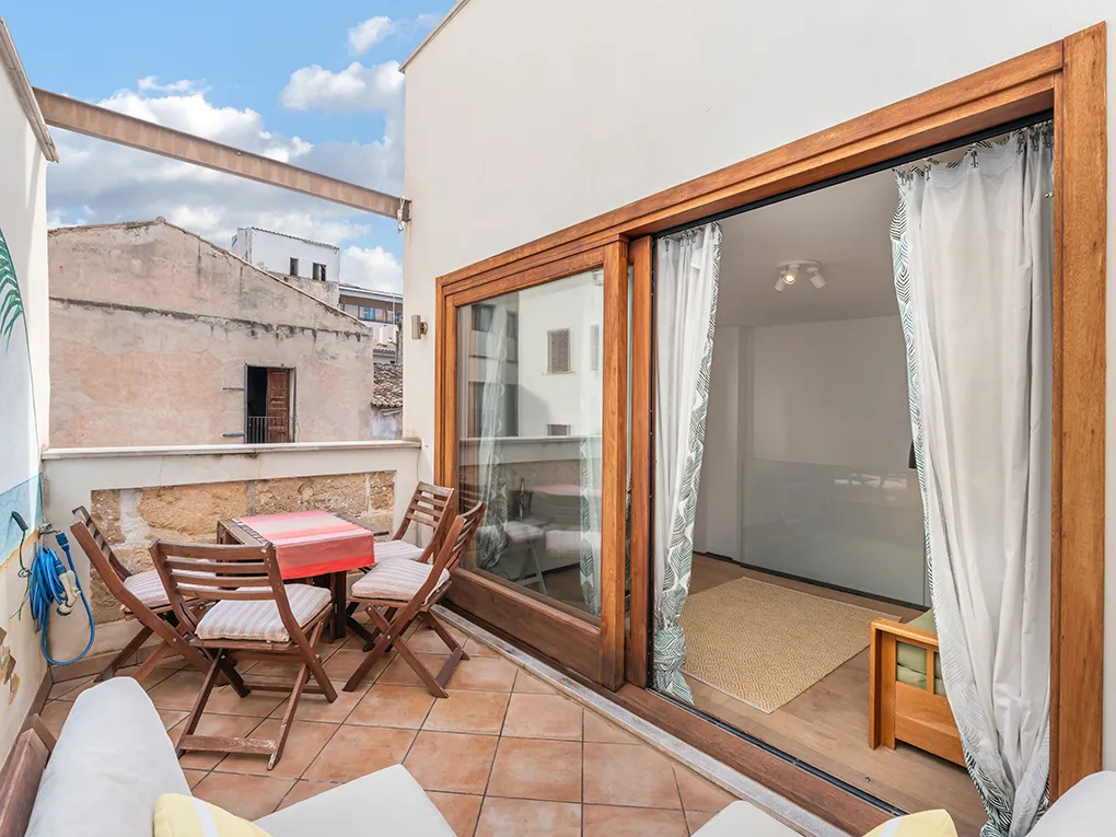 Oasi del centro storico con terrazza, ascensore e fascino senza tempo a Palma-2