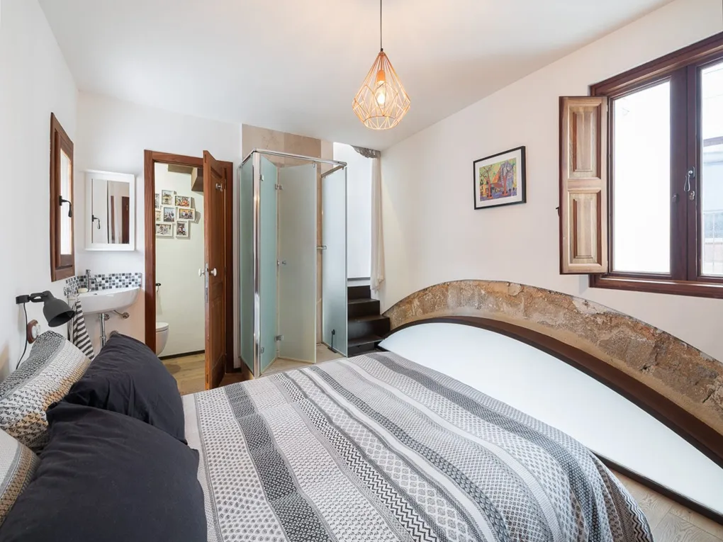 Oasi del centro storico con terrazza, ascensore e fascino senza tempo a Palma-8