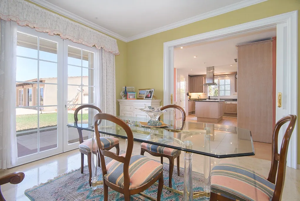 Middelhavsvilla med licens til ferieudlejning-7