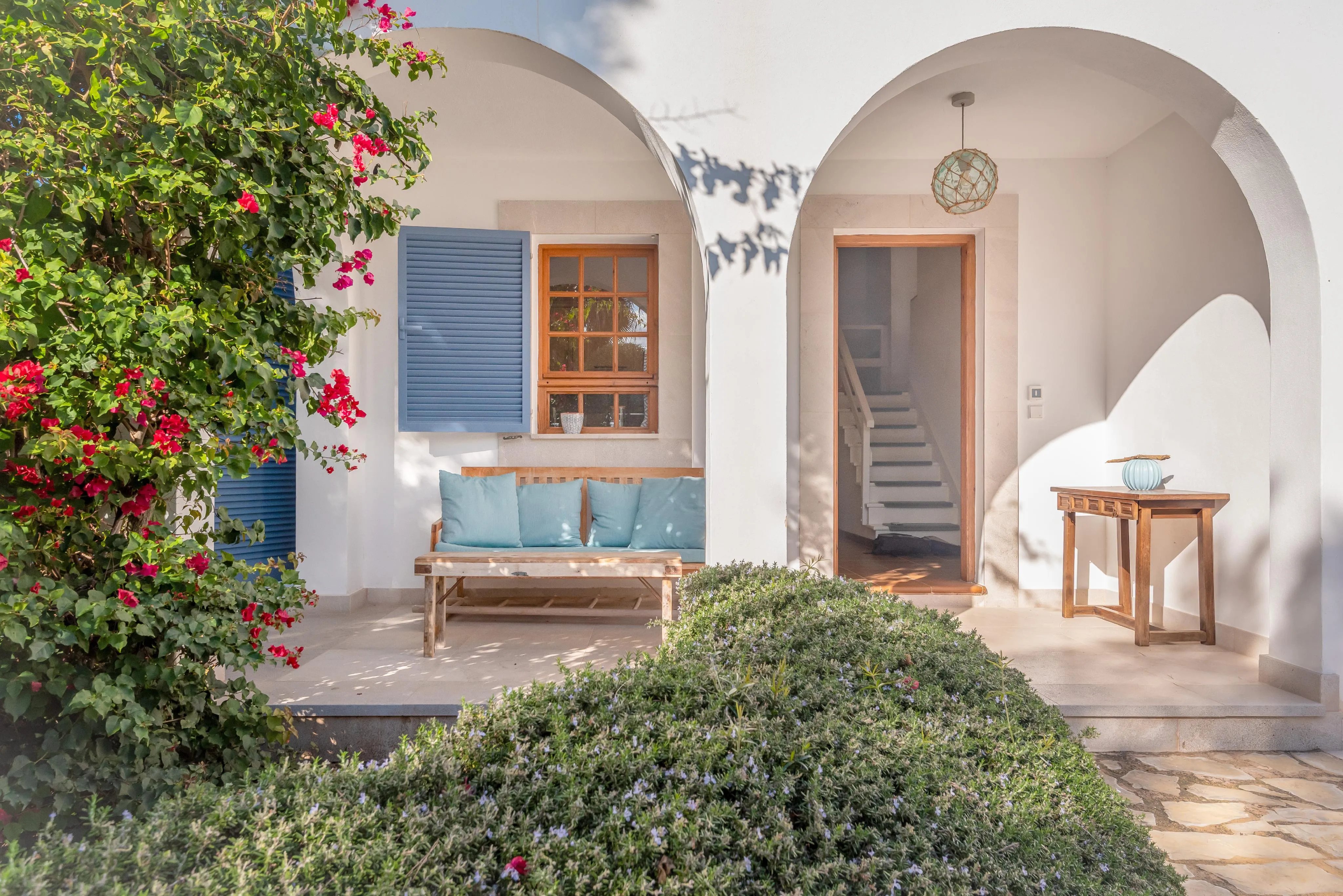 Medelhavscharm med avskildhet och havsutsikt-3