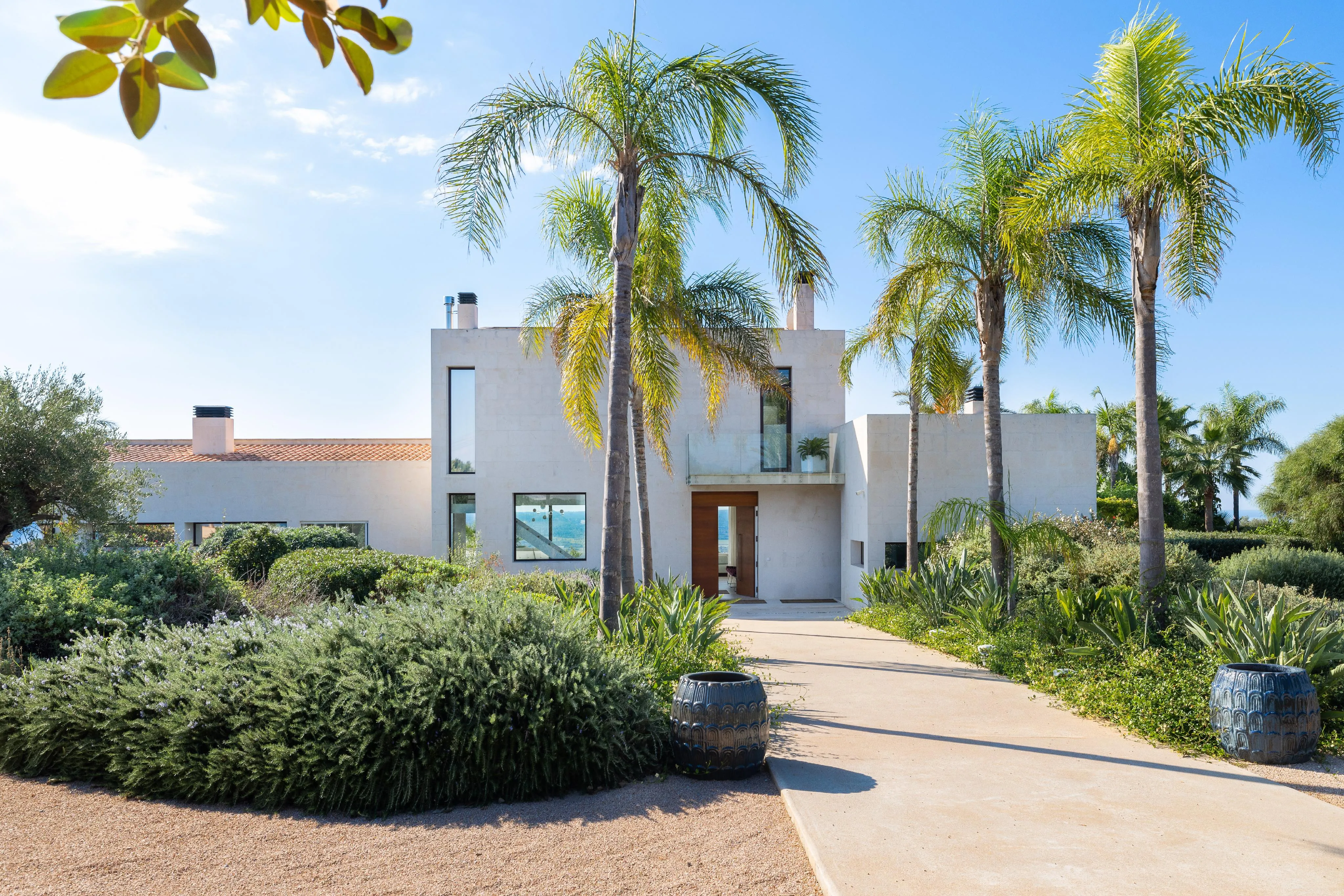 Indrukwekkende villa op een toplocatie in Puntiró-3