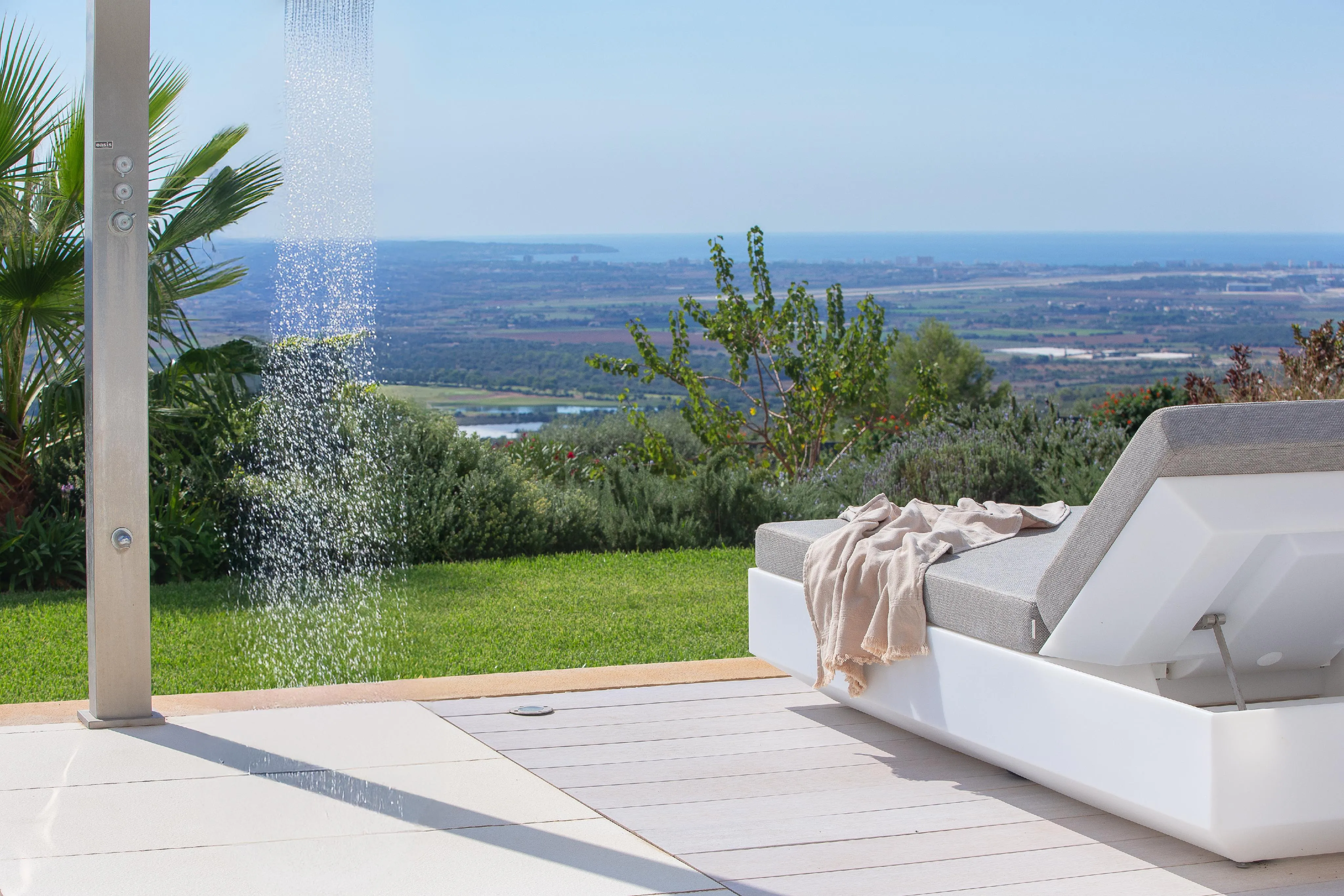 Impressive villa estate in a prime location in Puntiró-20