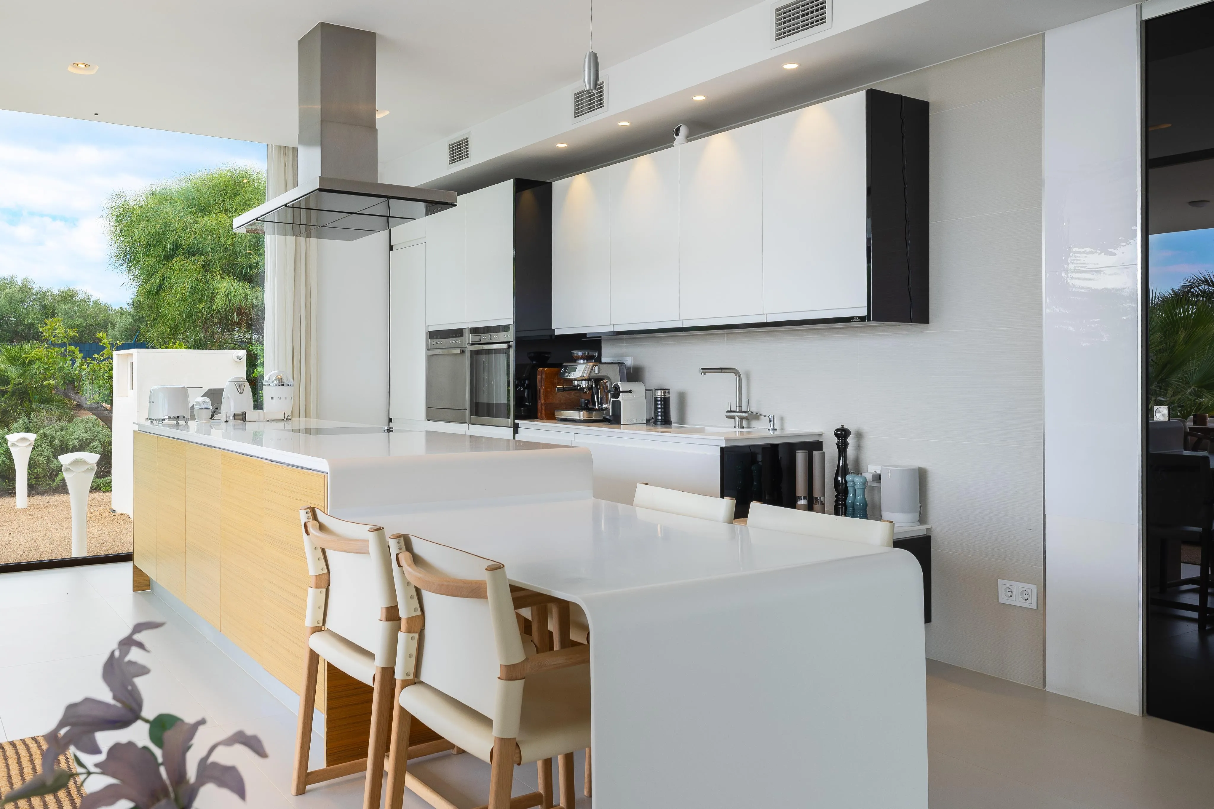 Impressive villa estate in a prime location in Puntiró-10