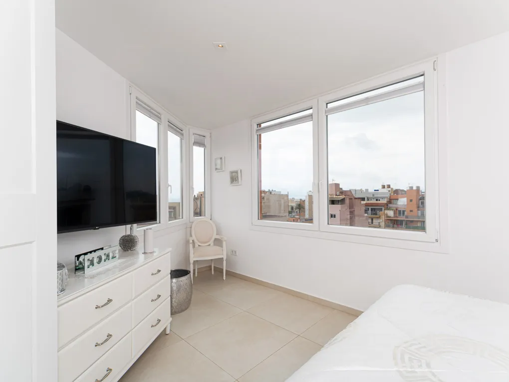 Luksusowy penthouse z widokiem na morze w Arenal-5