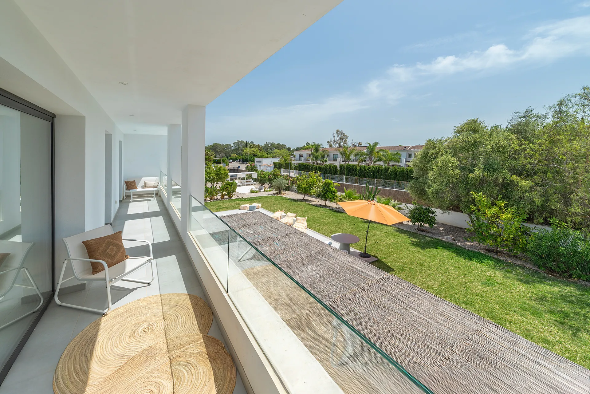 Preciosa villa familiar con piscina y licencia de alquiler vacacional en Crestatx-26
