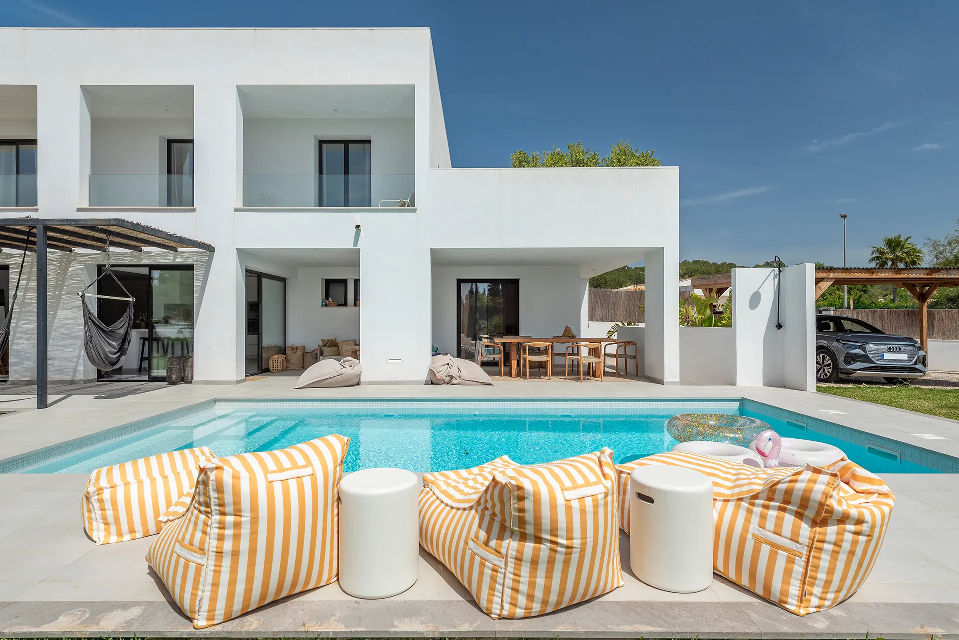 Preciosa villa familiar con piscina y licencia de alquiler vacacional en Crestatx-6