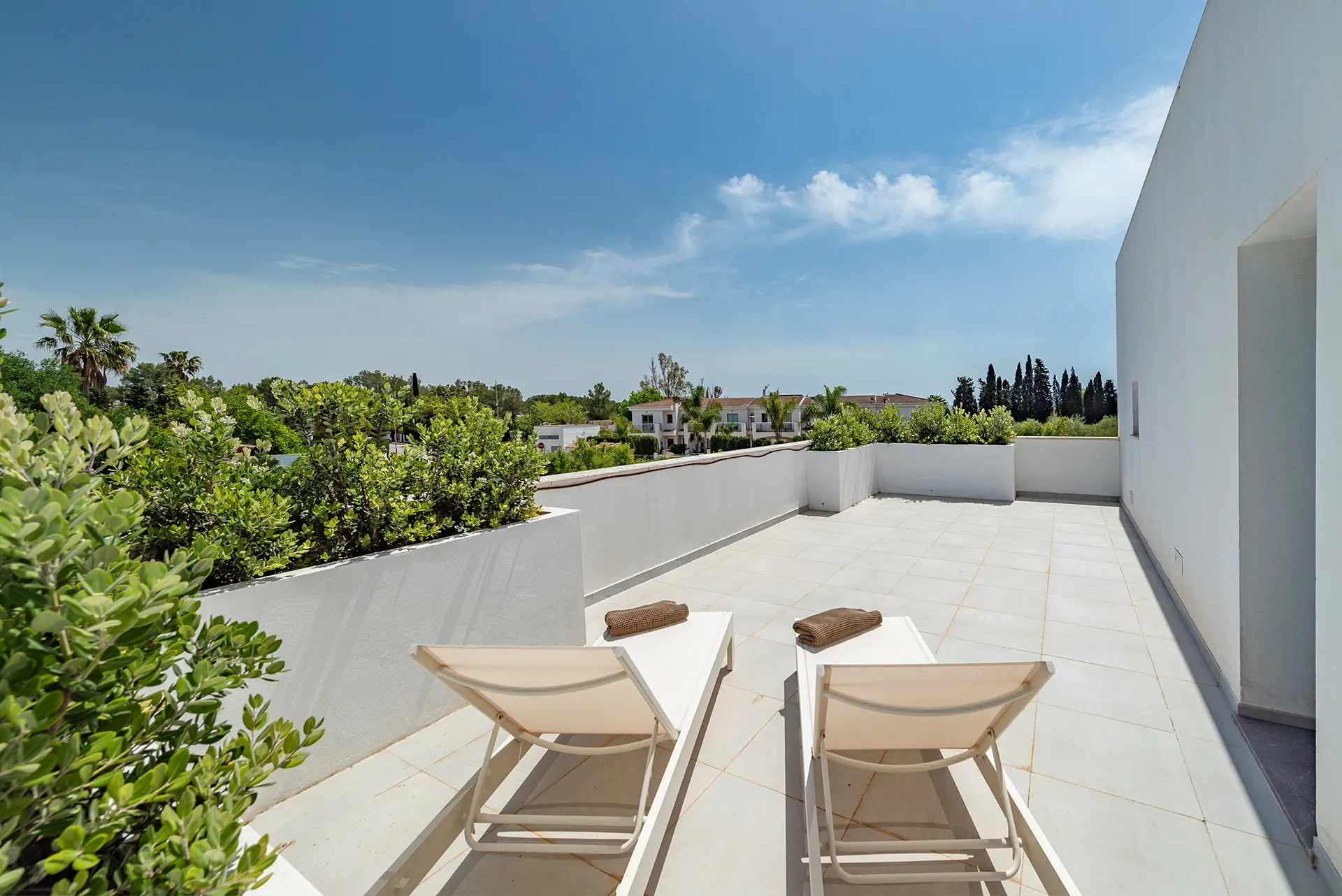 Preciosa villa familiar con piscina y licencia de alquiler vacacional en Crestatx-27